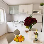 Appartement Olga 2 Makarska