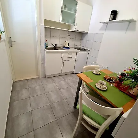 Olga 2 Apartman *