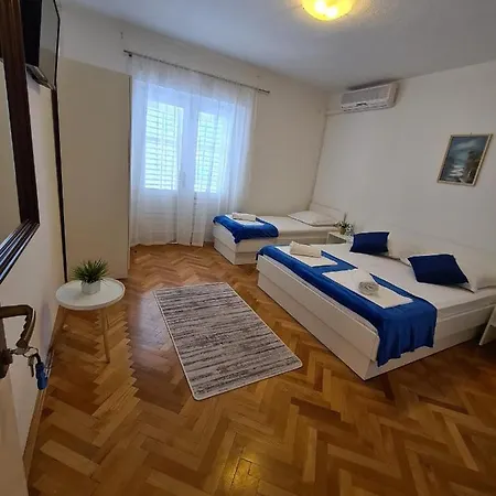Apartman Olga 2 *