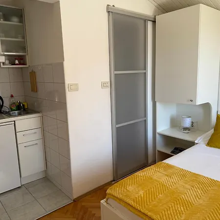 Olga 2 Apartment