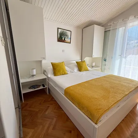 Apartman Olga 2 Makarska