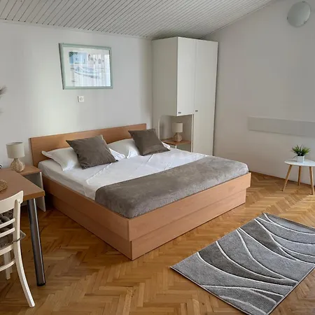Apartman Olga 2 *